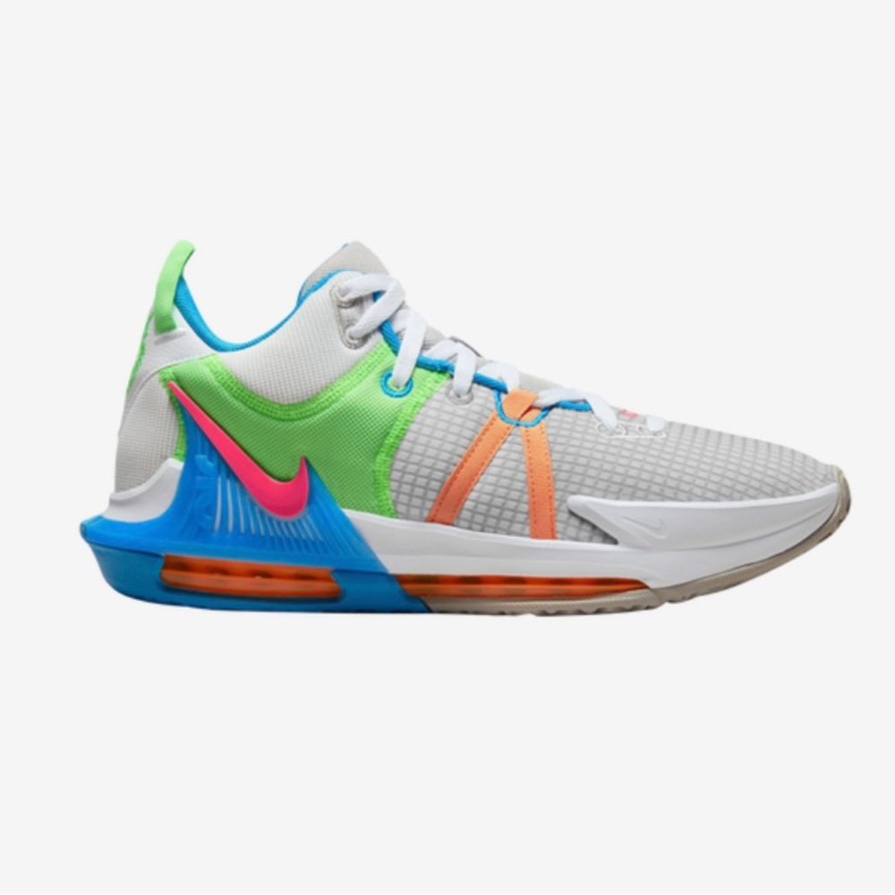 Nike LeBron Witness VII